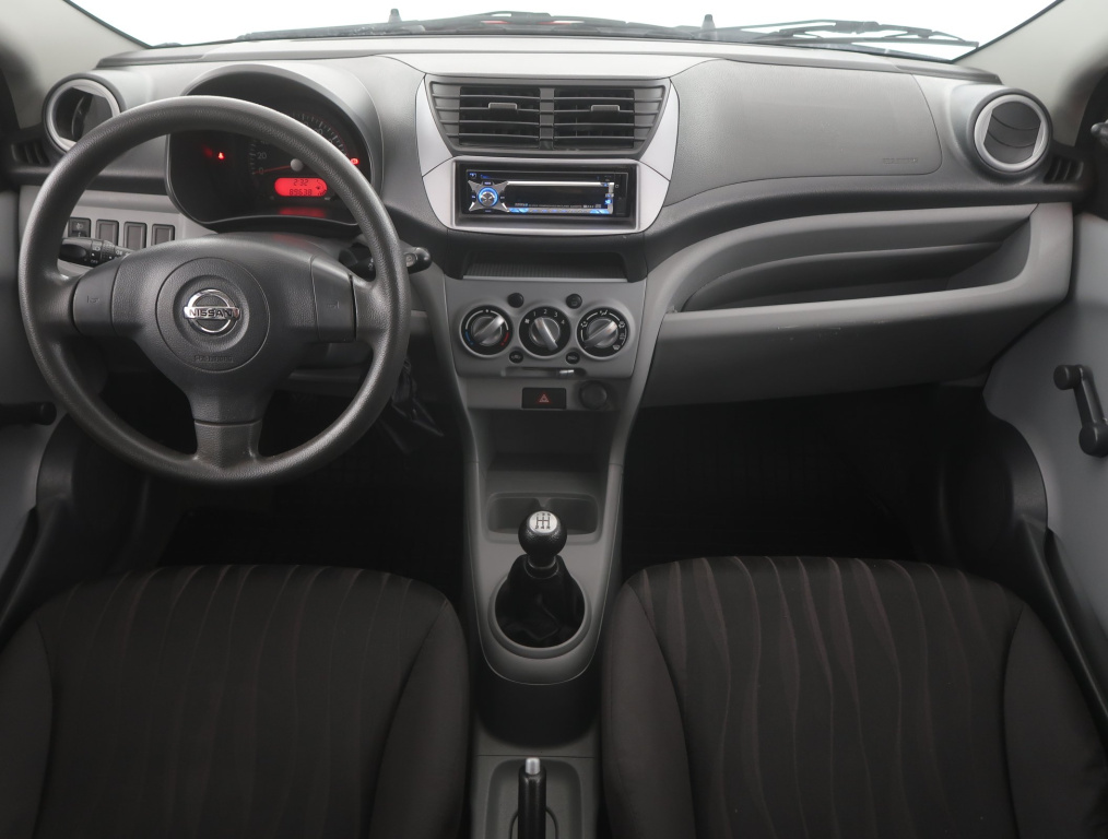 Nissan Pixo