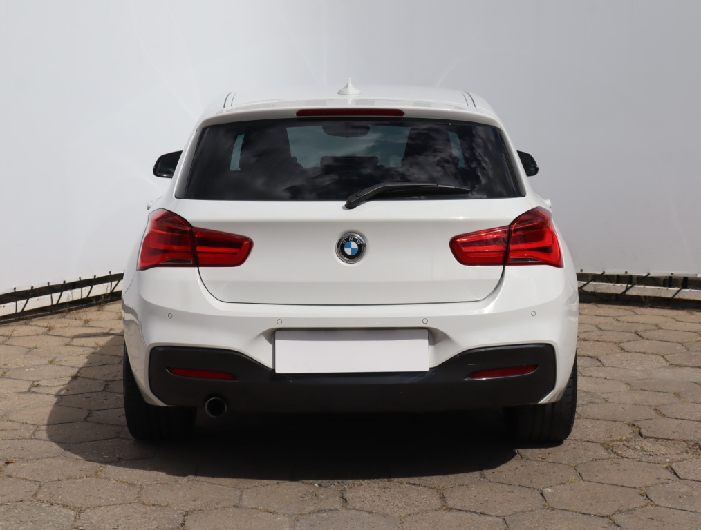 BMW 1