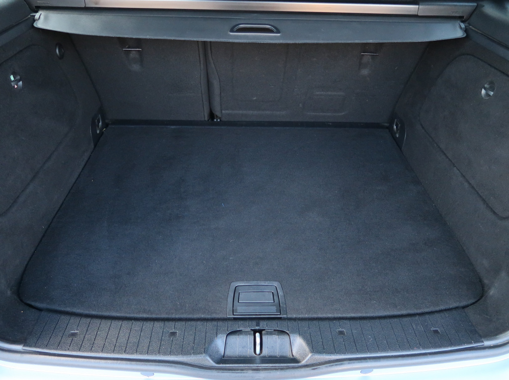 Mercedes-Benz B
