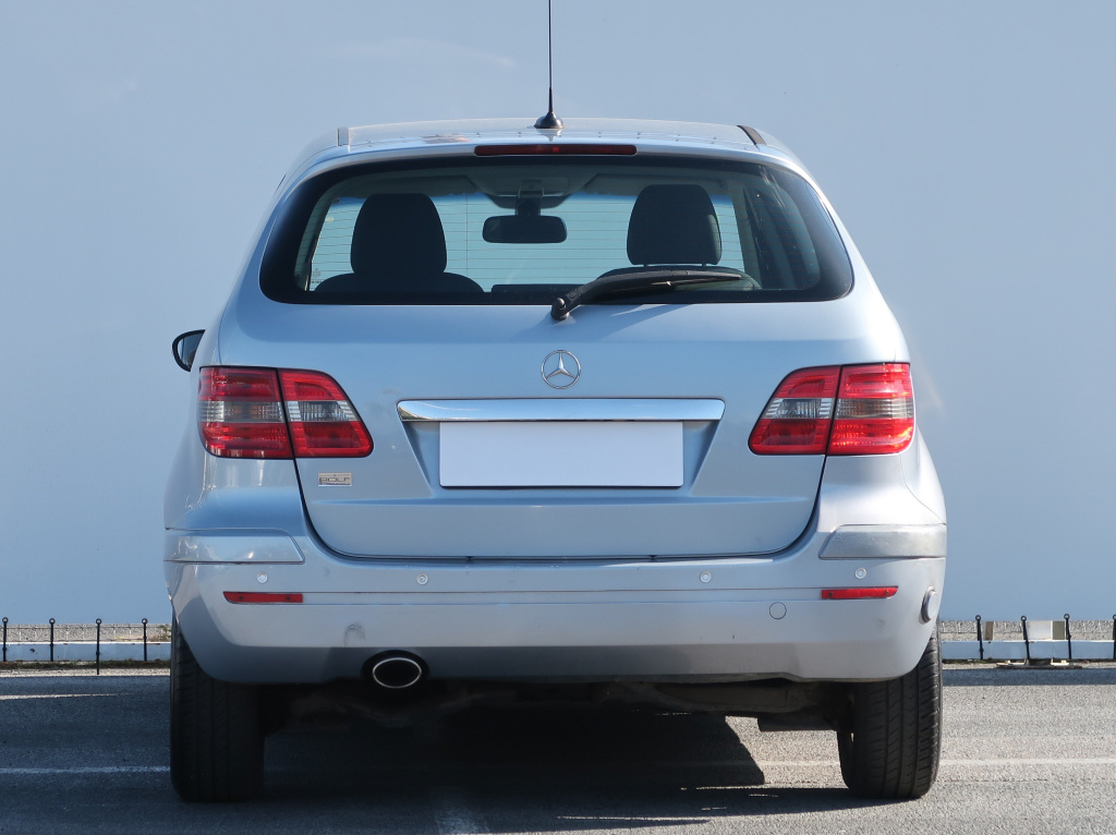 Mercedes-Benz B