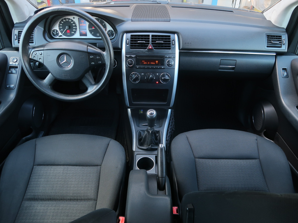 Mercedes-Benz B