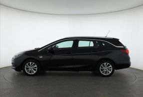 Opel Astra - 2022