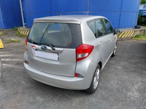 Subaru Trezia - 2012