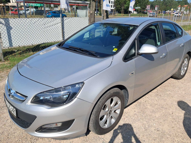 Opel Astra 2016