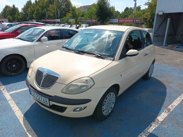 Lancia Ypsilon 2006