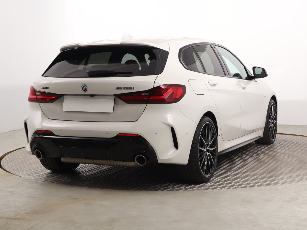 BMW 1