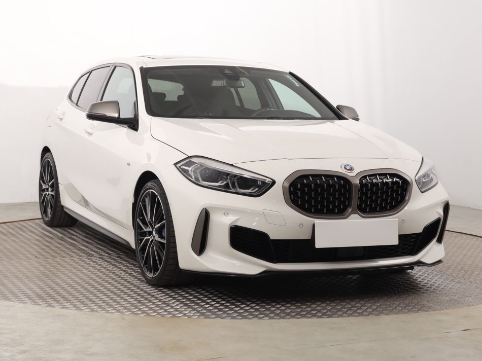 BMW 1 - 2023