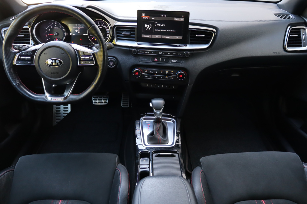 Kia ProCeed