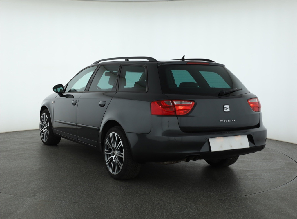 Seat Exeo