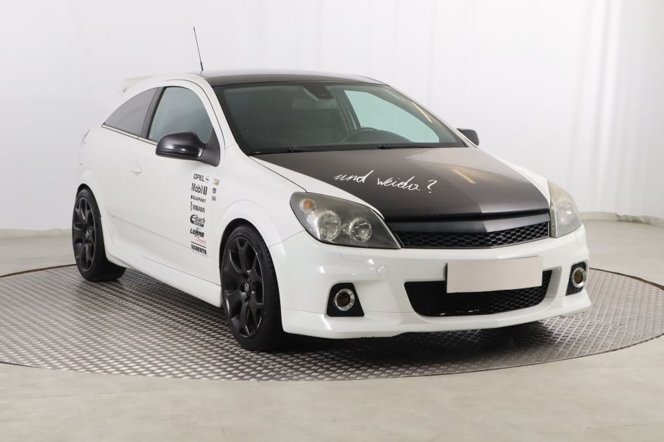 Opel Astra - 2010