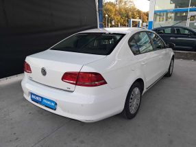 Volkswagen Passat - 2013