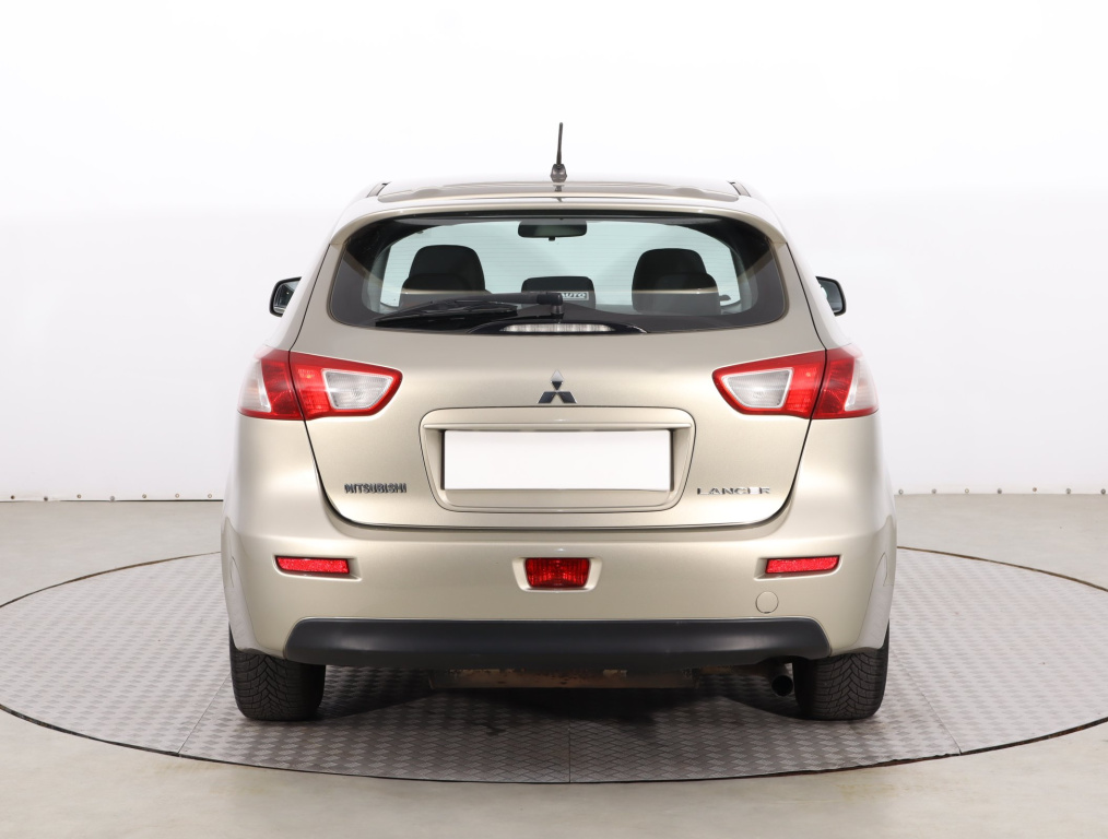 Mitsubishi Lancer
