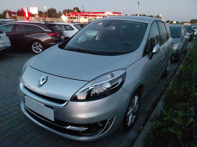 Renault Grand Scenic 2012