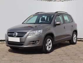 Volkswagen Tiguan - 2010