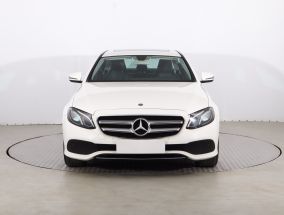 Mercedes-Benz E - 2018