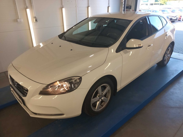 Volvo V40 2014