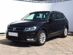 Volkswagen Tiguan - 2016
