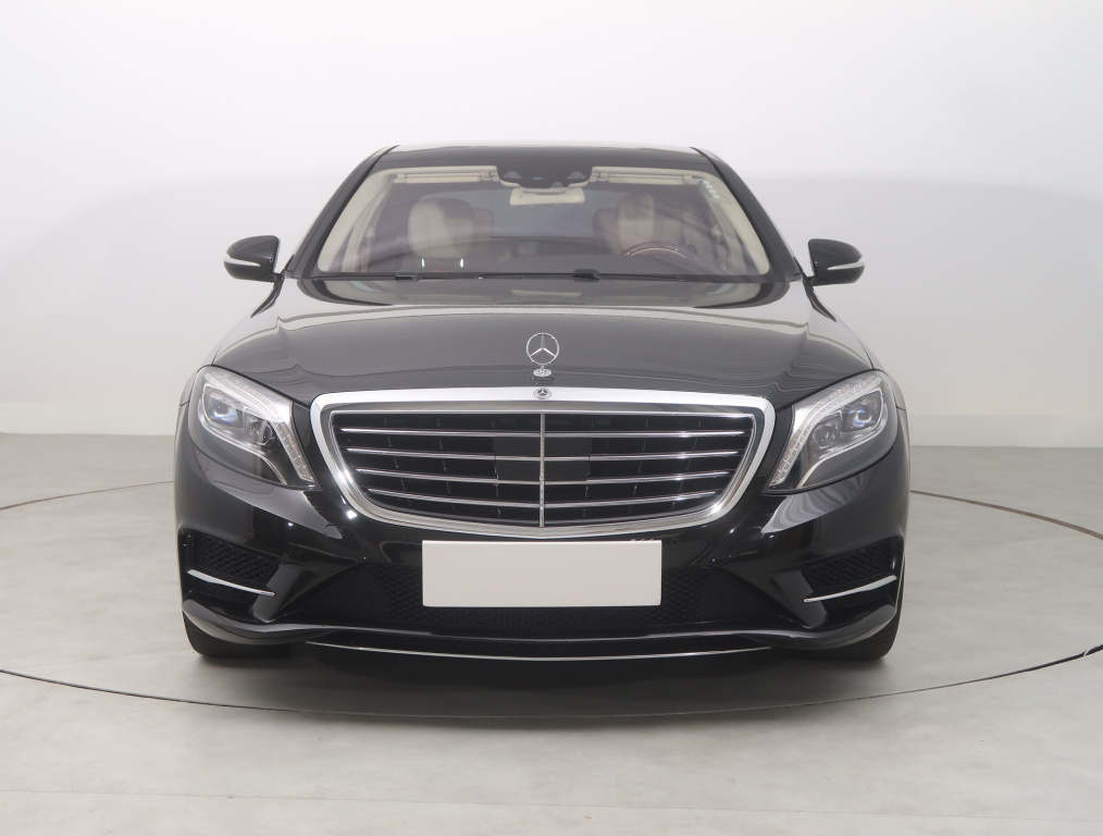 Mercedes-Benz S