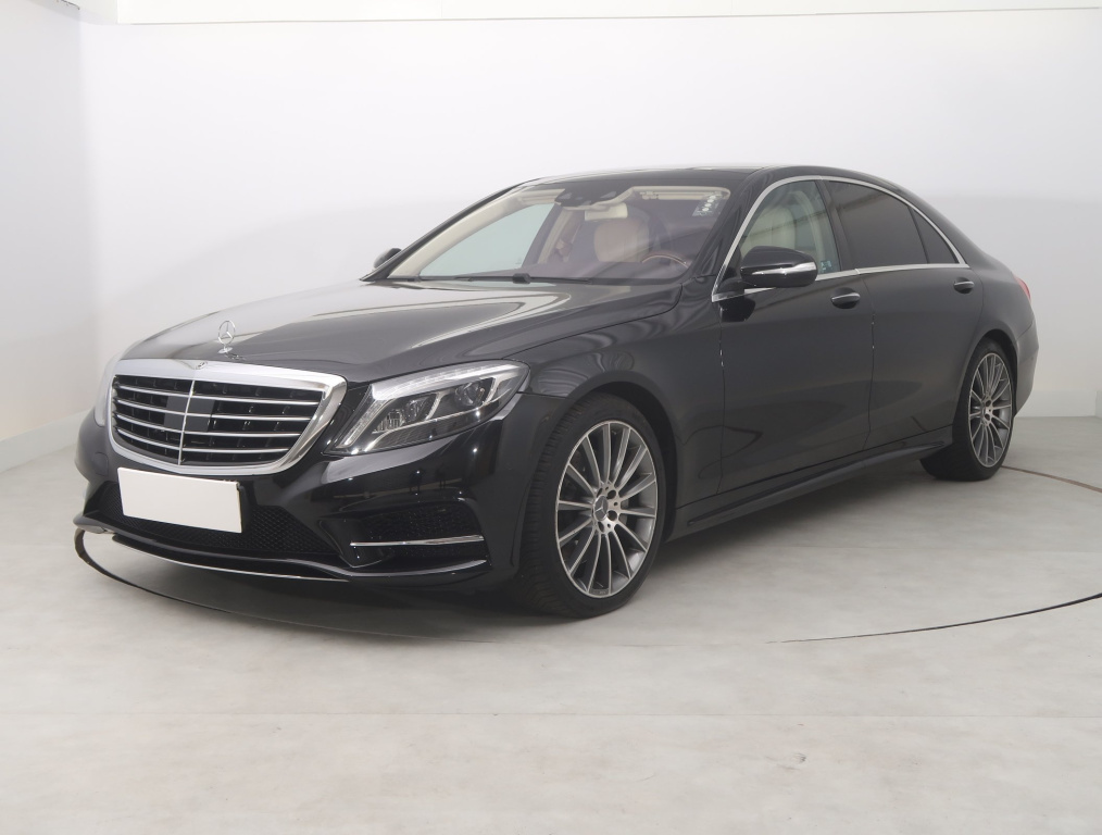 Mercedes-Benz S
