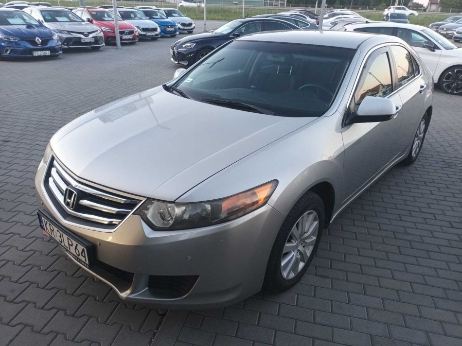 Honda Accord - 2009