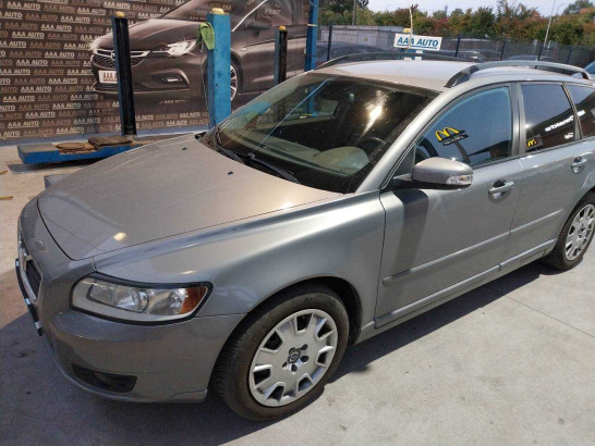 Volvo V50