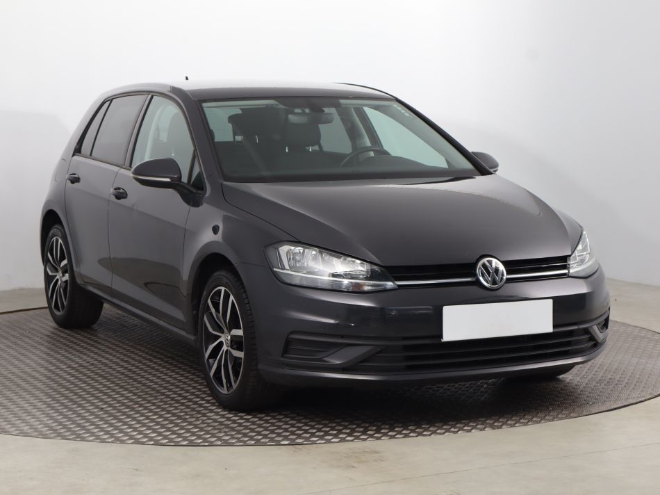 Volkswagen Golf - 2019