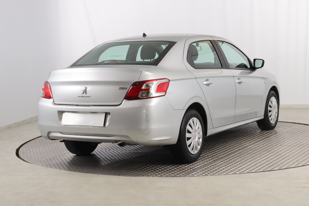 Peugeot 301