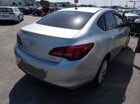 Opel Astra - 2015
