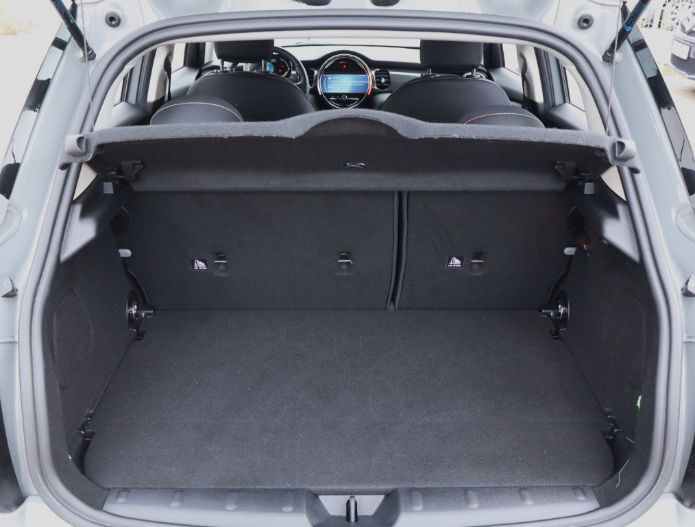 MINI 5-door