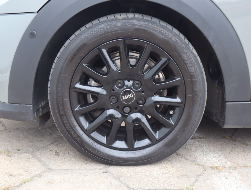 MINI 5-door