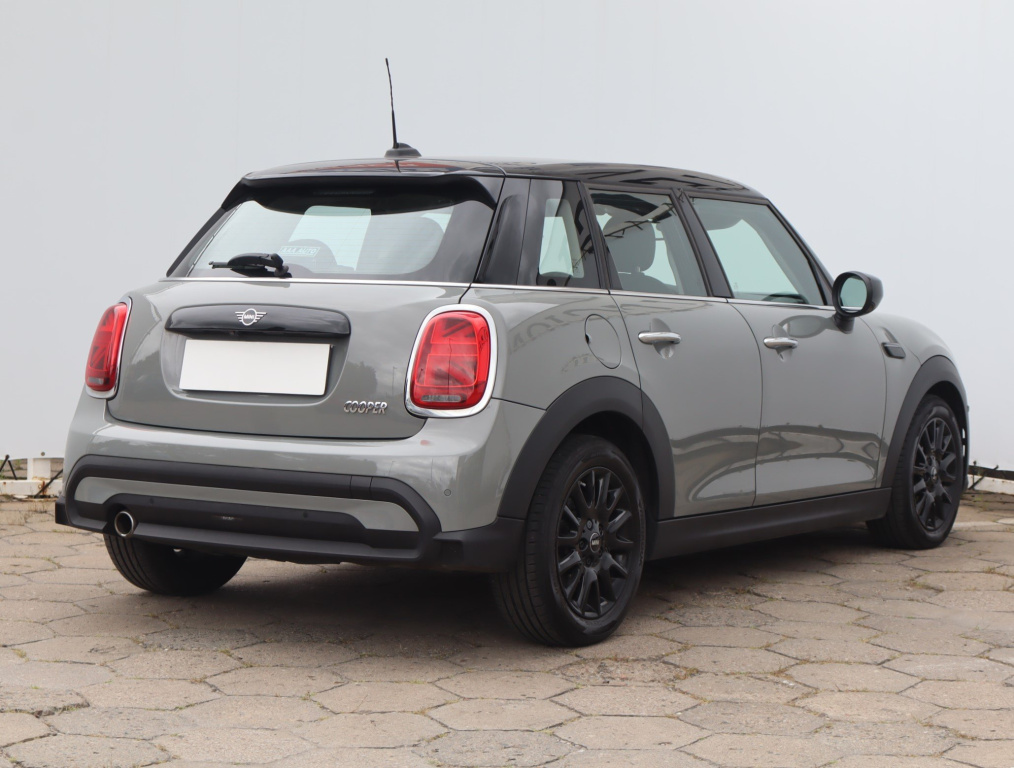 MINI 5-door