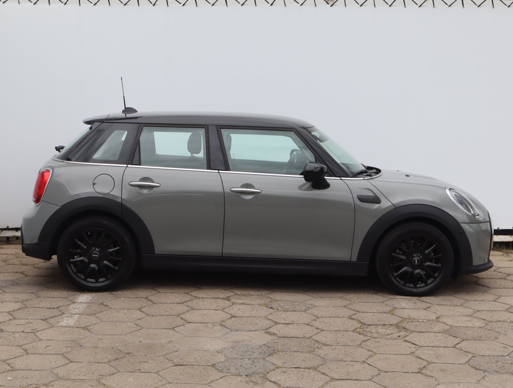 MINI 5-door