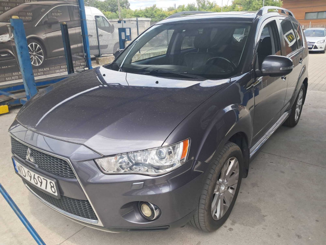 Mitsubishi Outlander 2009