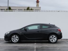 Opel Astra - 2015