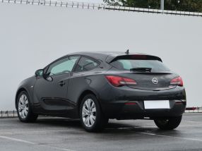 Opel Astra - 2015