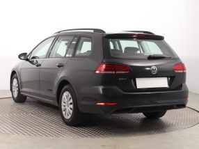 Volkswagen Golf - 2020