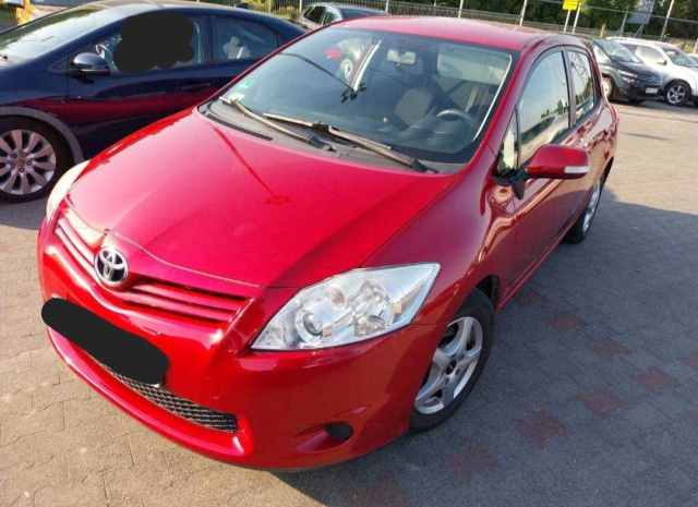 Toyota Auris 2013