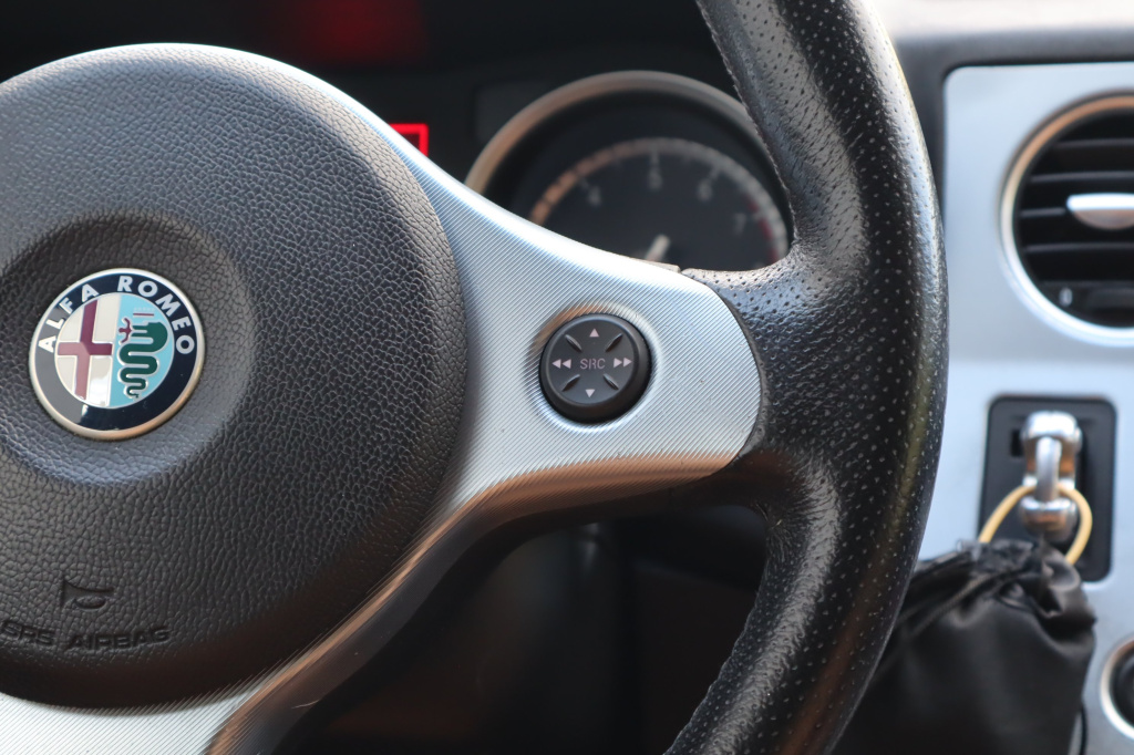 Alfa Romeo 159