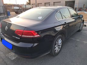 Volkswagen Passat - 2016