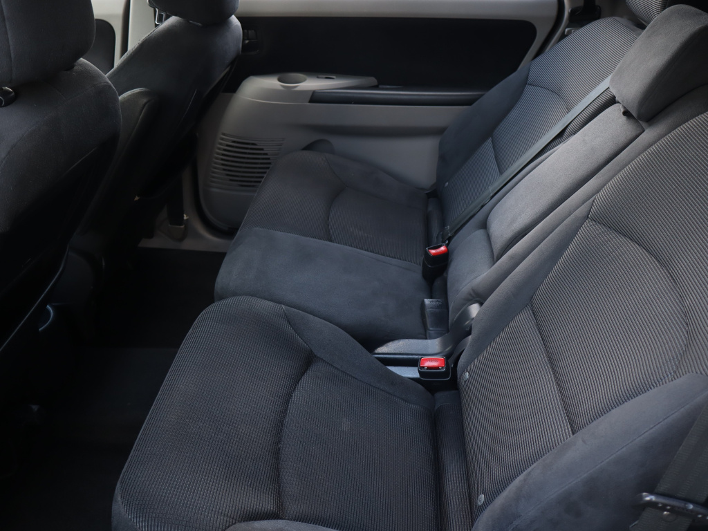 Mitsubishi Grandis