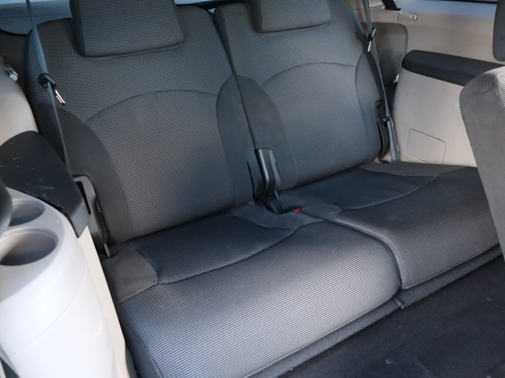 Mitsubishi Grandis