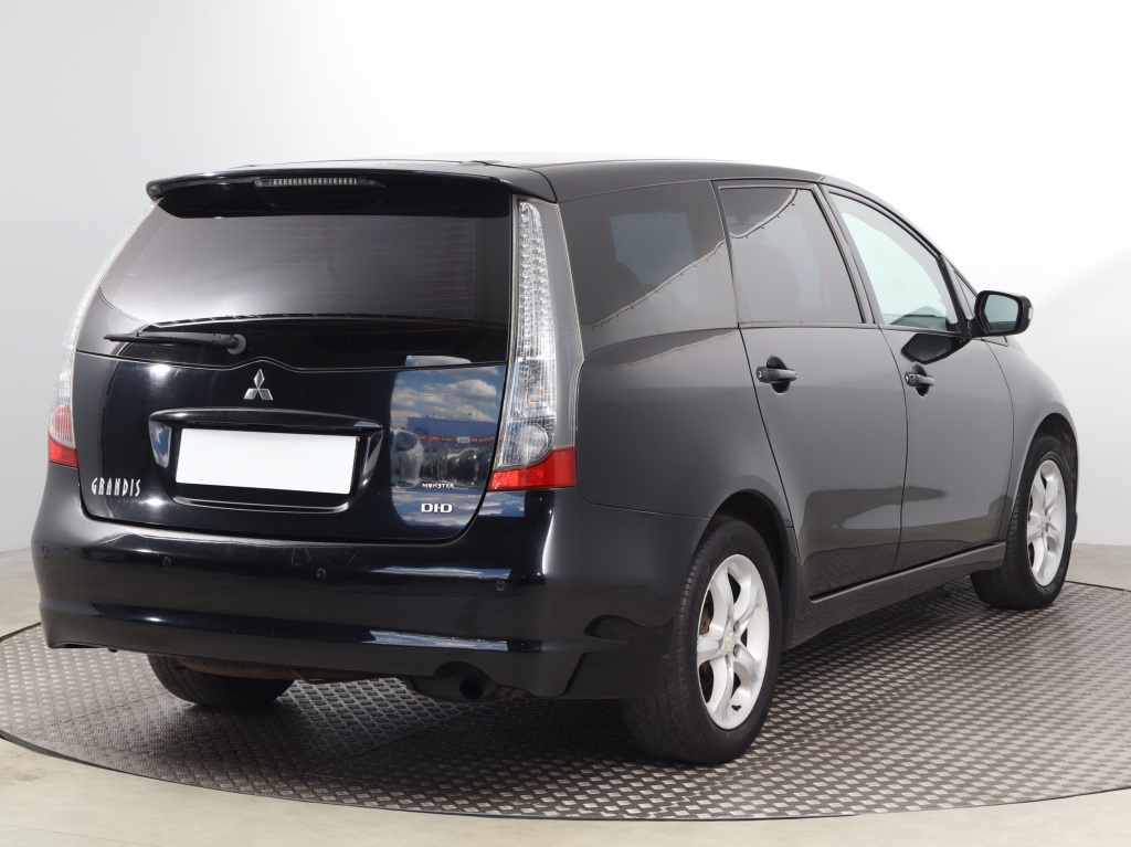 Mitsubishi Grandis