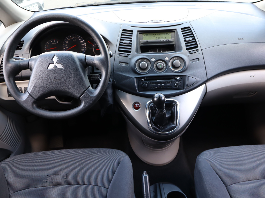 Mitsubishi Grandis