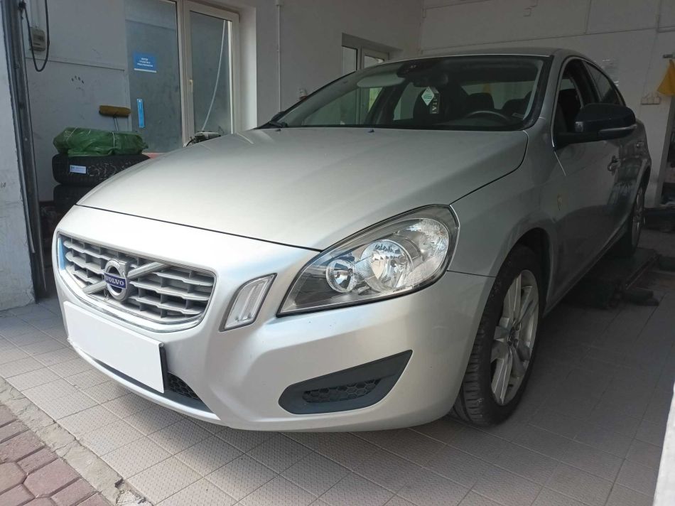Volvo S60 - 2013