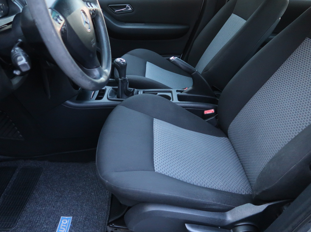 Mercedes-Benz A