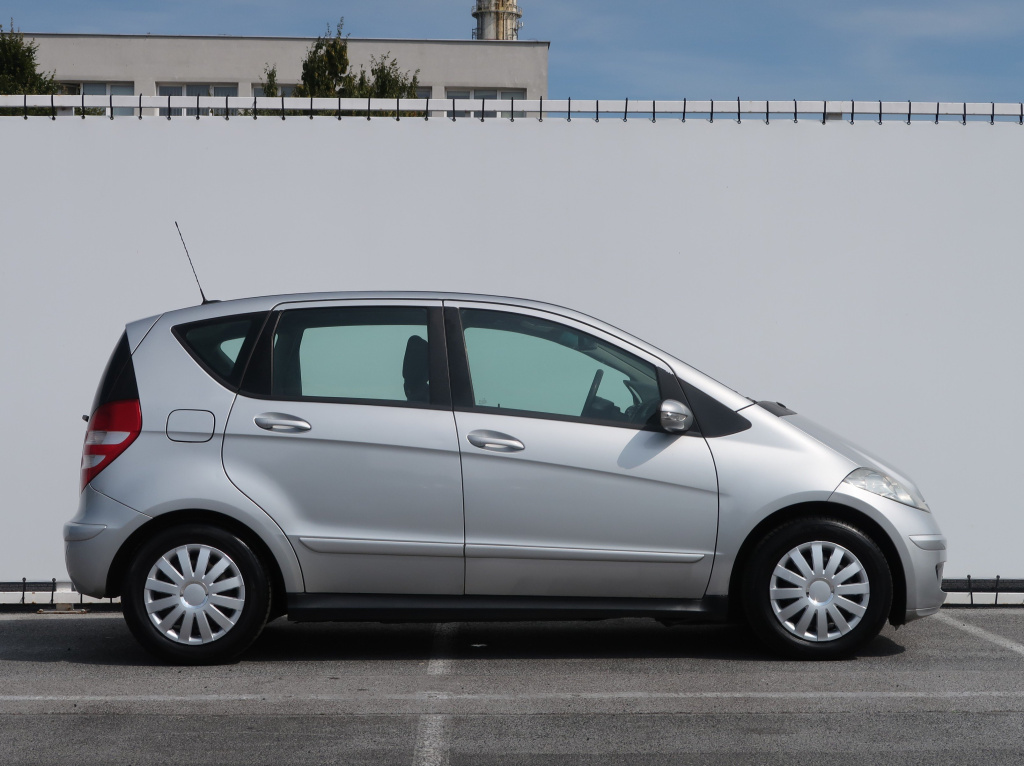 Mercedes-Benz A