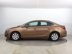 Opel Astra - 2016