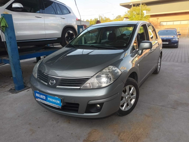 Nissan Tiida 2007