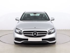 Mercedes-Benz E - 2016