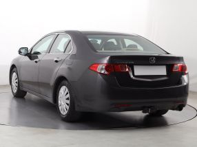 Honda Accord - 2010